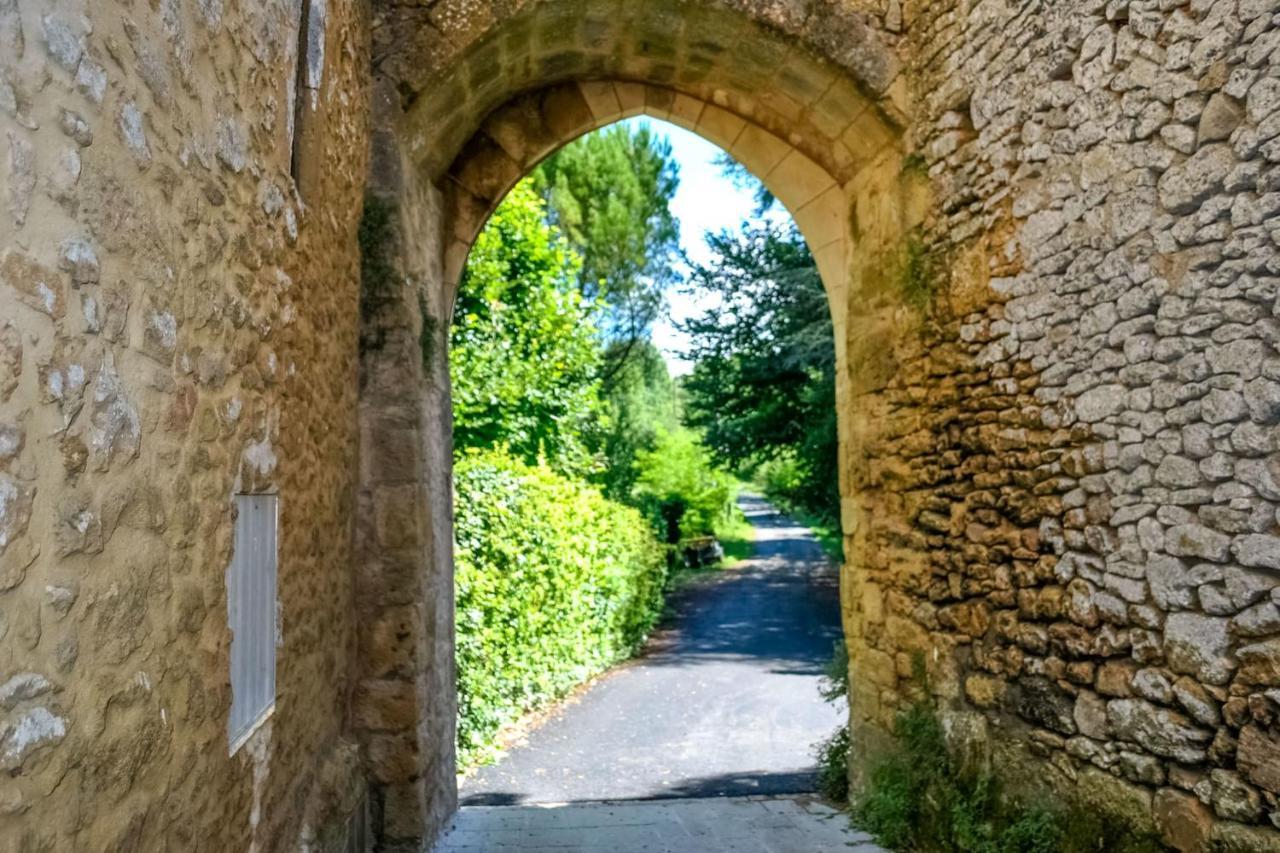 Ancienne Sechoir A Tabac Idealement Place A Limeuil Pour 4 Dans La Nature Villa Exterior foto