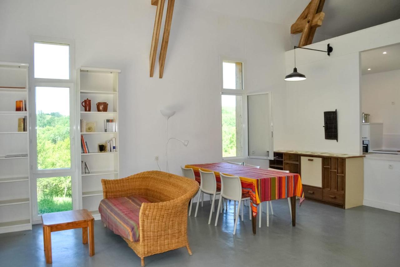 Ancienne Sechoir A Tabac Idealement Place A Limeuil Pour 4 Dans La Nature Exterior foto