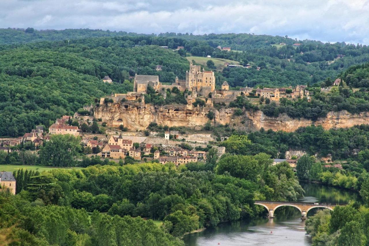 Ancienne Sechoir A Tabac Idealement Place A Limeuil Pour 4 Dans La Nature Exterior foto